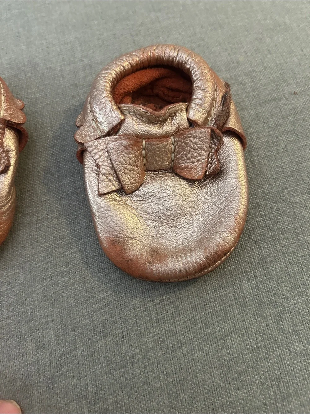 Freshly Picked Kids Metallic Rose Gold Bow Moccasin Shoes